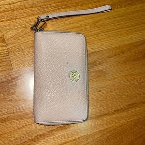 Michael Kors wallet